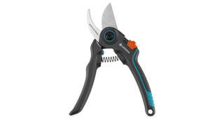Gardena ExpertCut shears open, showing the return spring
